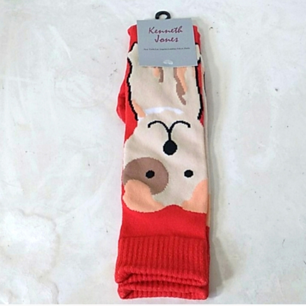 NWT kenneth jones cream puppy on red tube socks 4-10